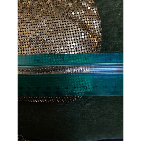 Vintage Whiting & Davis Chain Mesh Bag metallic Gold Mesh 80s glam - Picture 7 of 8